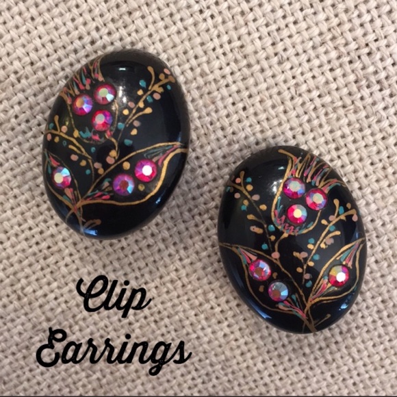 Vintage Black Lacquer AB Rhinestone Clip Earrings - Picture 3 of 11